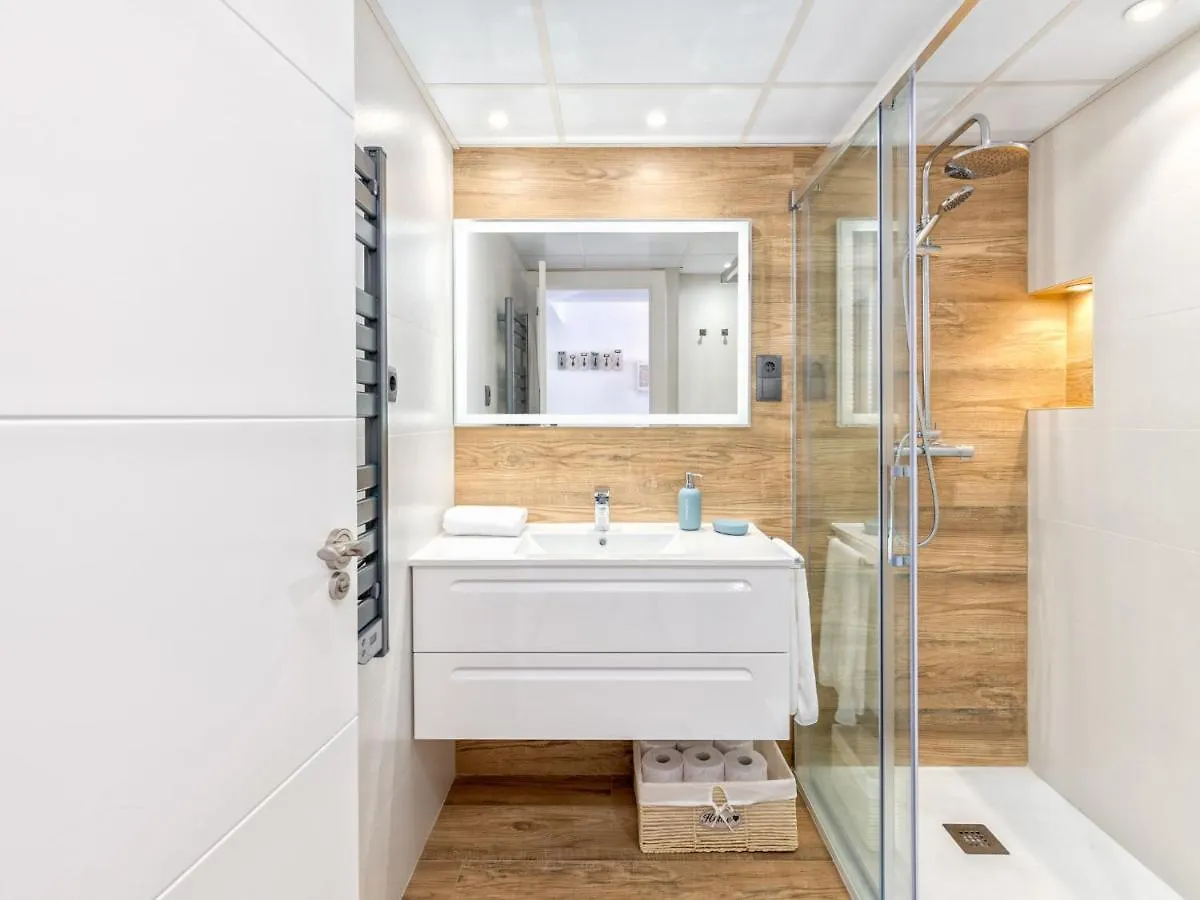 Apartment Lola Playa-3 By Interhome Benalmádena